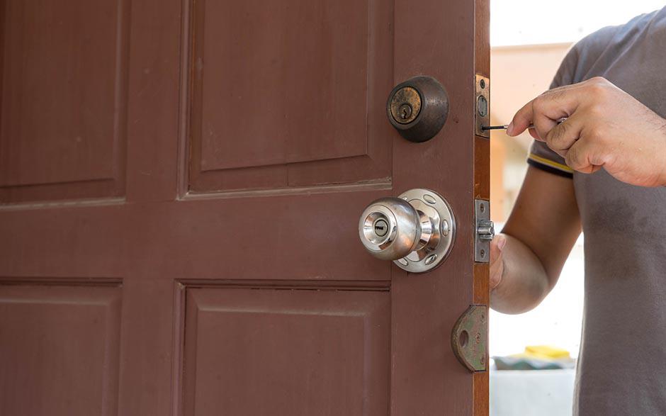 Salon-de-Provence ouvrir une porte sans clef